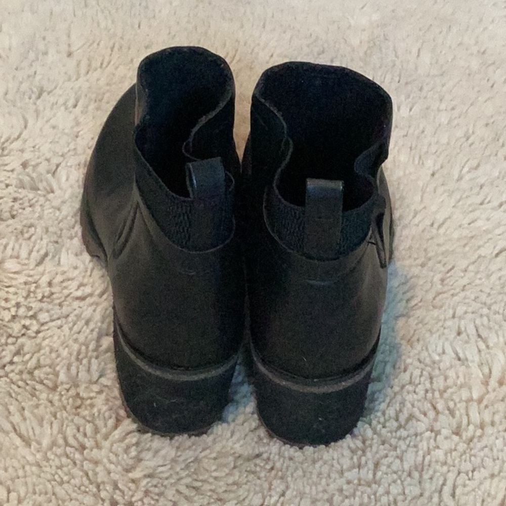 Korks Elsie Black Ankle Booties NWOB - Picture 4 of 8